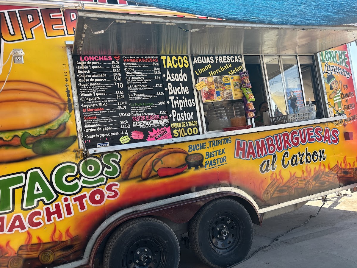 Super Lonches Photos 2